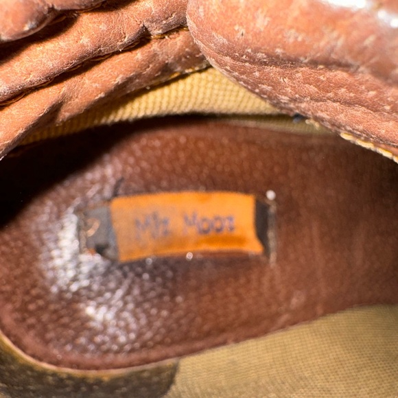 Miz Mooz Women’s Black Hidden Wedge Sneakers Size 38 - Picture 13 of 15